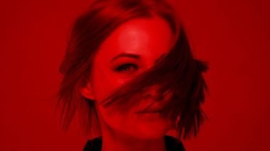 Reviewed: Maxinne ft. Cami Jones - What We Do (Summer-ized Sessions)