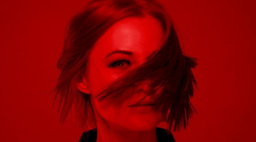 Reviewed: Maxinne ft. Cami Jones - What We Do (Summer-ized Sessions)