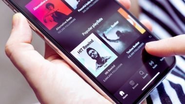 Newly proposed royalty rates cause chaos with US artists and labels