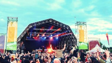 Strawberries & Creem Festival team up with Pioneer DJ for DJSUNLOCKED competition