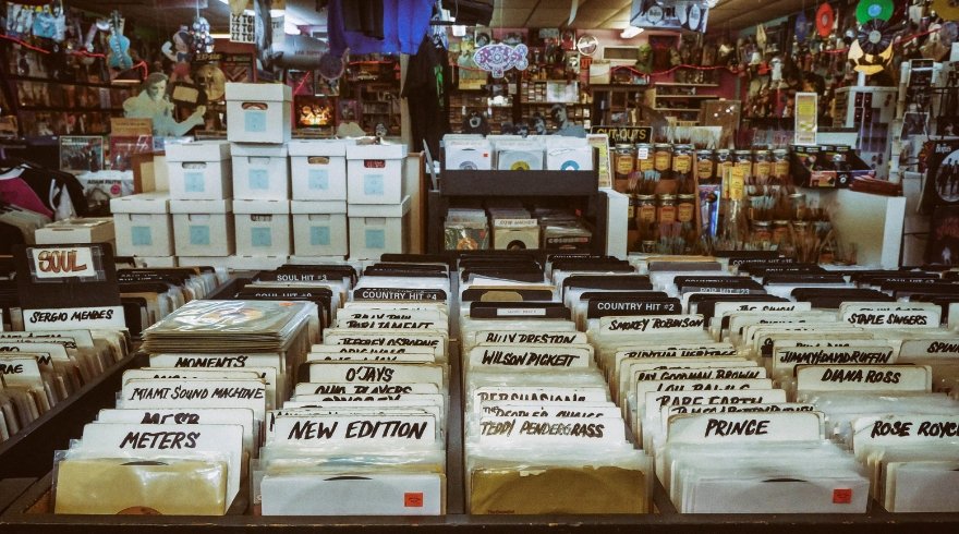 Meet Vinylly - the dating app where users' music preferences help them find love